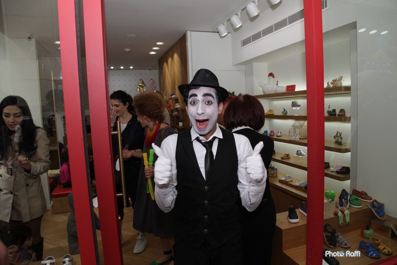 Grand Opening Pom d'Api